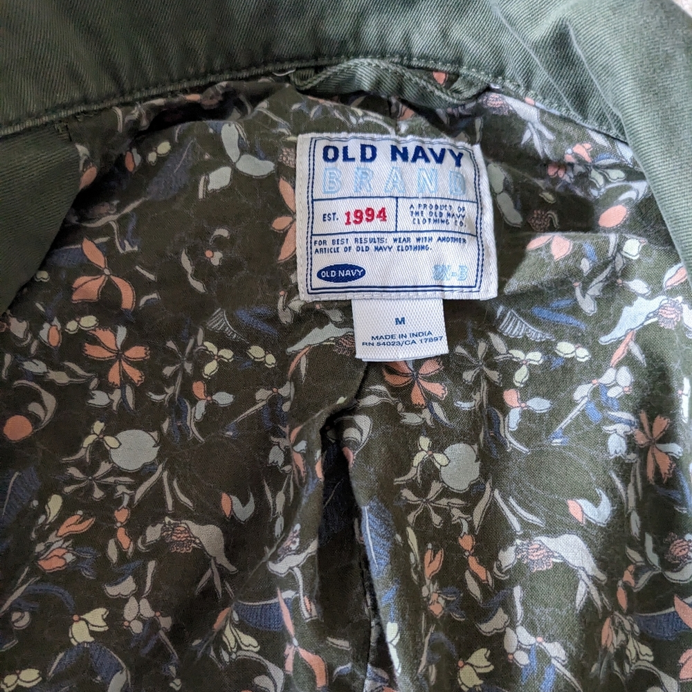 Old Navy jacket Olive Green military aesthetic M pockets distressing - Picture 5 of 10